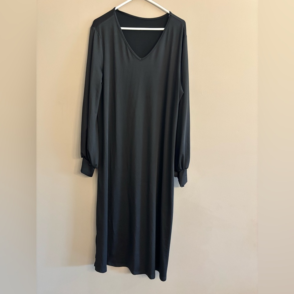 Elegant Black Long Sleeve Dress